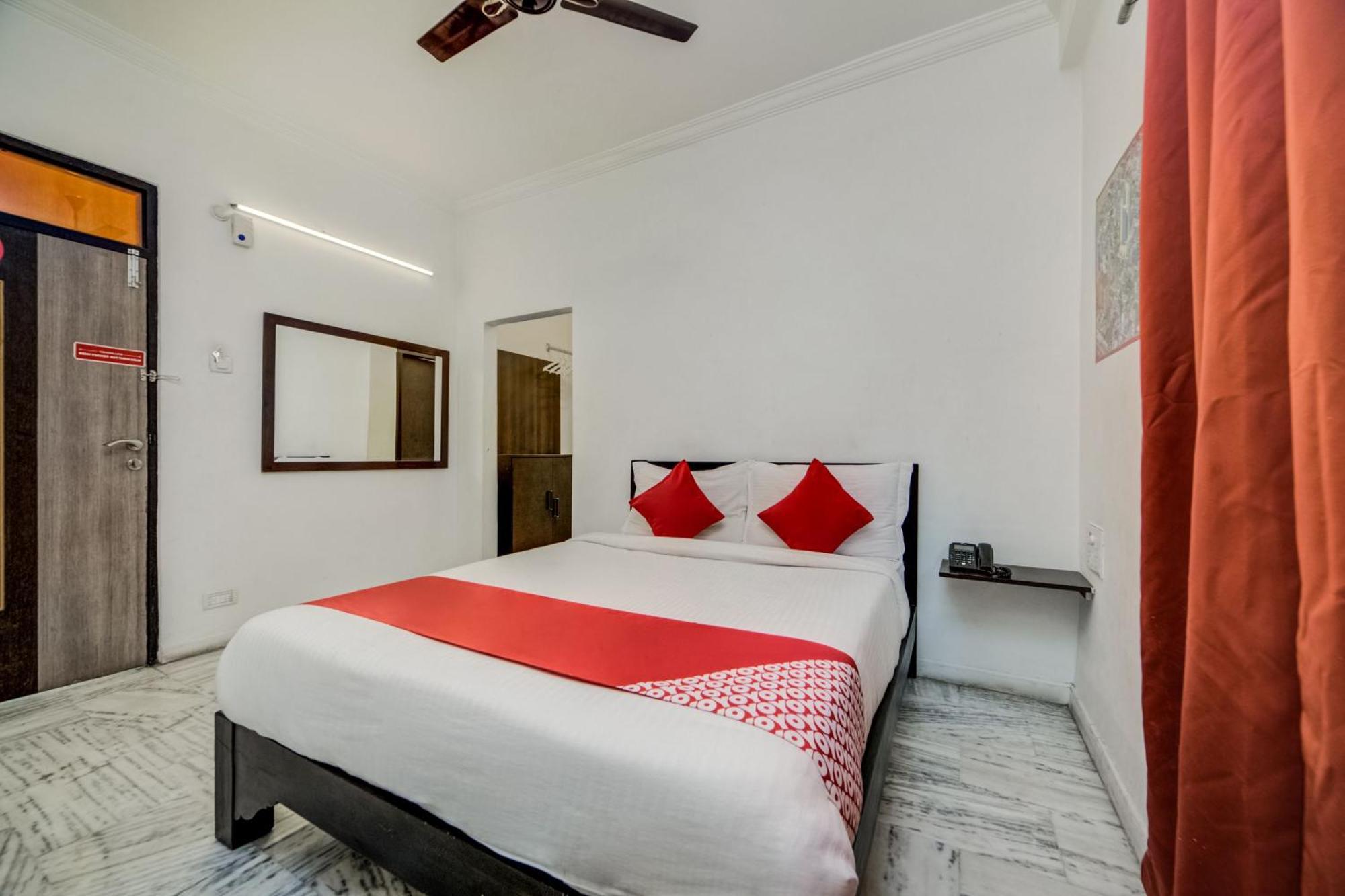 Hotel O Jntu College Near Lulu Mall, Kphb Colony. Hyderabad Exterior photo