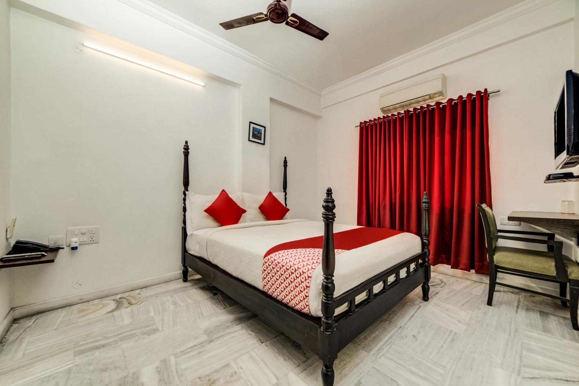 Hotel O Jntu College Near Lulu Mall, Kphb Colony. Hyderabad Exterior photo